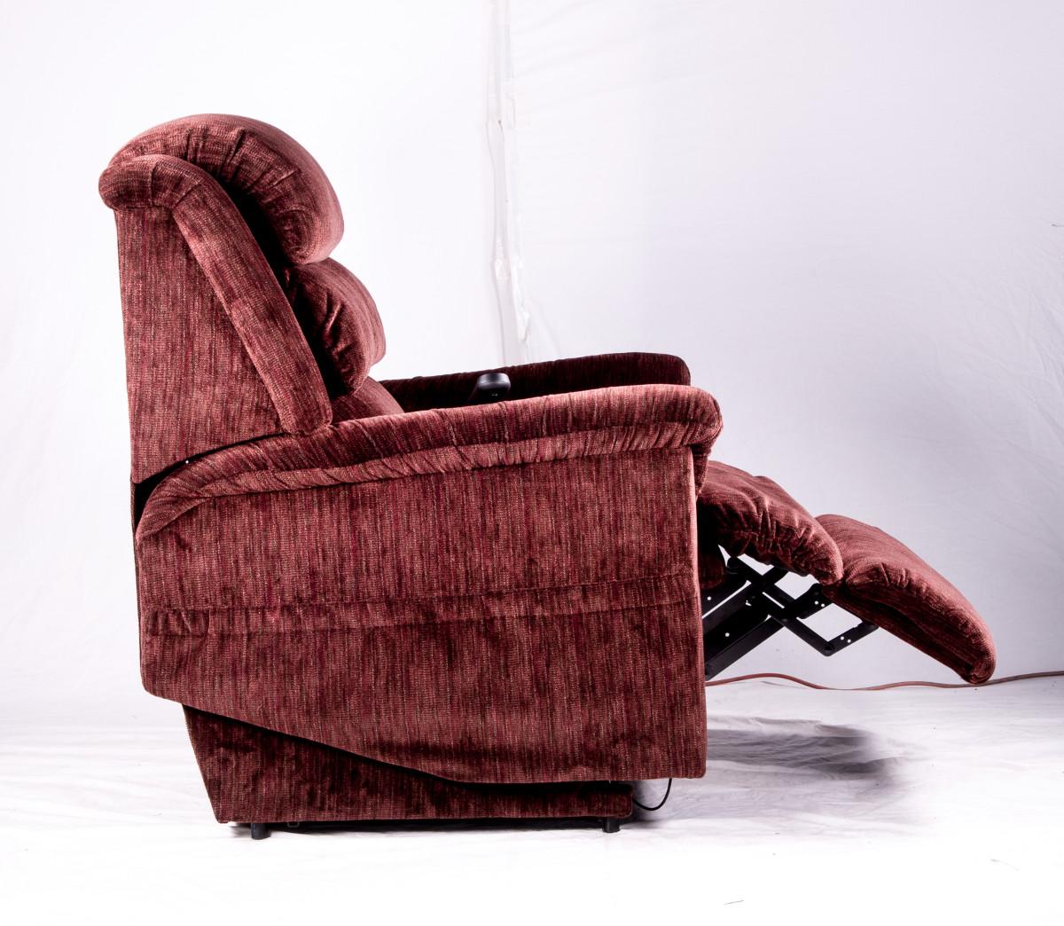 LaZBoy Astor Platinum Luxury Lift® PowerReclineXR with Channel